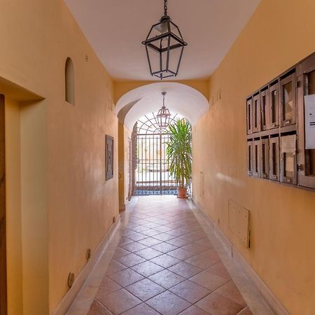 Vg Trevi Fountain 5 Stelle Elegant Apartment Rom Exteriör bild