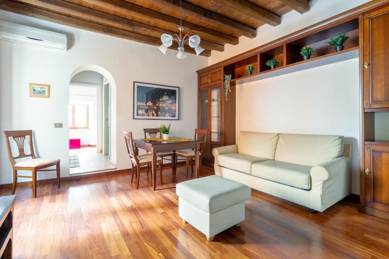 Vg Trevi Fountain 5 Stelle Elegant Apartment Rom Exteriör bild